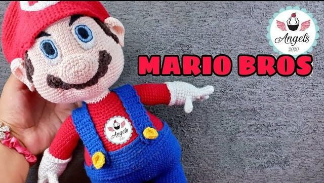 Mario Bross amigurumi