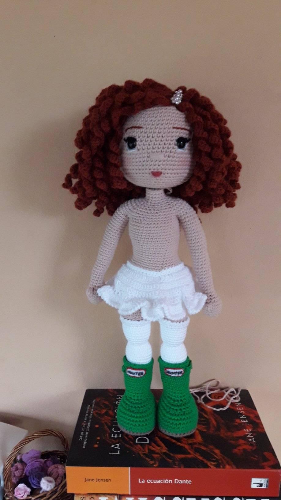 Muñeca amigurumi Aurora